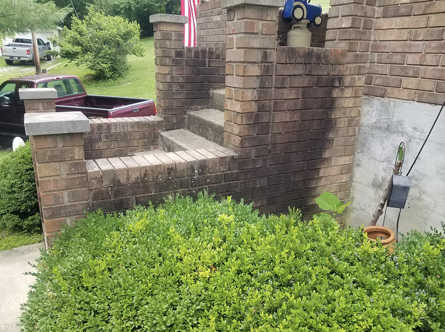 dirty bricks